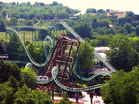GARDALAND PARK AND GARDA LAKE 